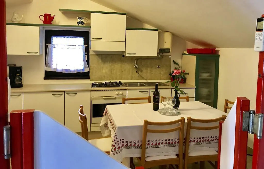 Apartments Vito Pula